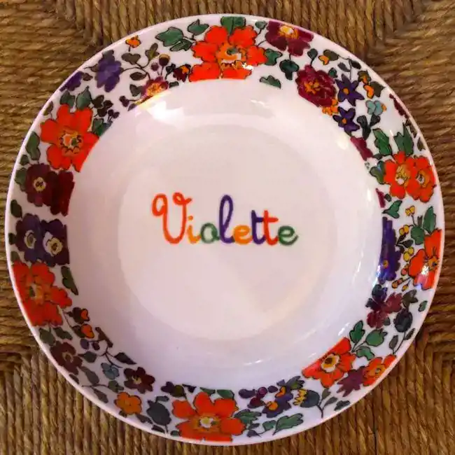 Assiette creuse en porcelaine personnalisée d'après un faire-part de naissance