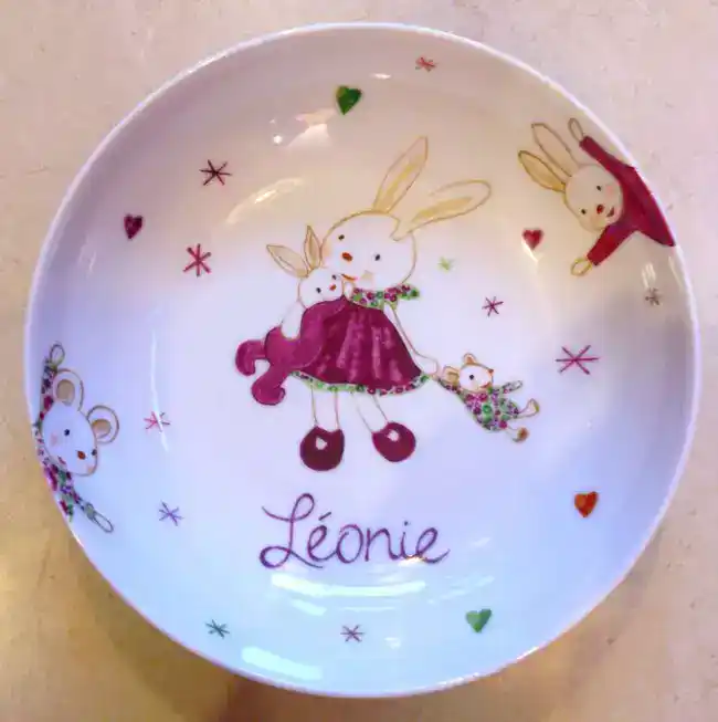 Assiette creuse en porcelaine personnalisée d'après le faire-part de mariage