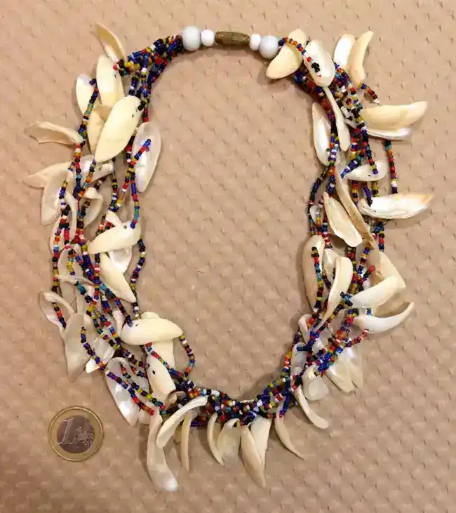 Collier Coquillages Style Fantaisie Collier fantaisie vintage.