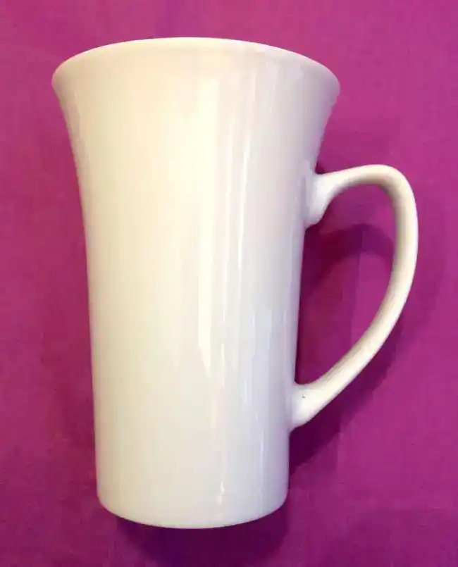 Mug Trianon en porcelaine à personnaliser