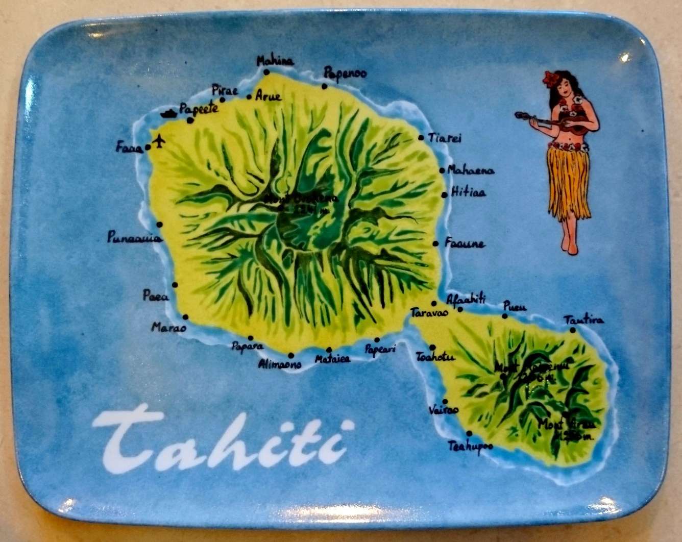 Assiette plate rectangle en porcelaine personnalisée par la carte de Tahiti.